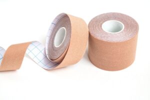 Bulk Ordering Non-Woven Dressing Rolls for Your Hospital or Distribution Network