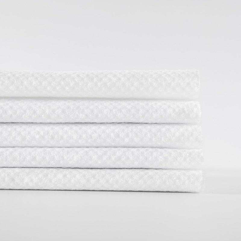 Embossed Parallel Lapping Spunlace Nonwoven fabric view 1